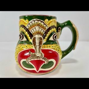 Vintage Ceylon Lakpigan Snake Nose Colorful Mug